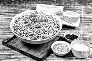 Veg combination noodles