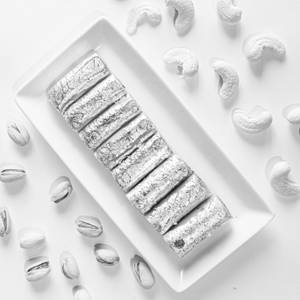 Kaju Pista Rolls