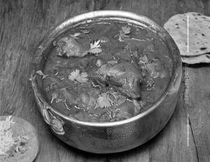 Chicken handi [full]