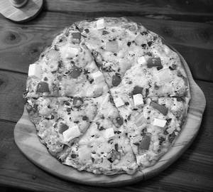 Paneer Veggie Pizza