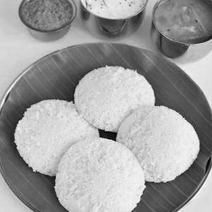Idli (4pcs) with Vada