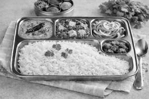 Dal Kadhai Paneer Signature Rice Thali