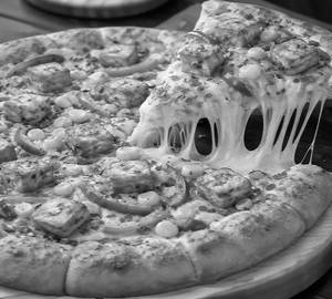 Cheese Burst paneer & corn pizza