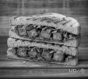 Tandoori Paneer Sandwich