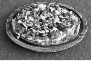 Chilli Chicken Pizza