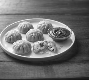 Fry Paneer Momo(8Pcs).