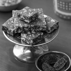 Khajoor Burfi