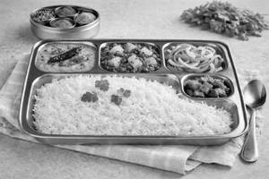 Dal Aloo Palak Signature Rice Thali