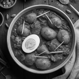 Dimer Dalna - Egg Curry