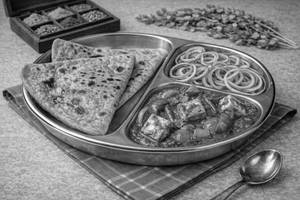 Kadhai Paneer Paratha Mini Thali