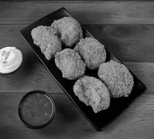 Crunchy Paneer Momos(8pcs)