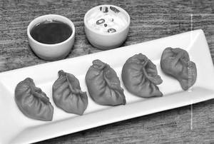 Paneer Kurkure Momos