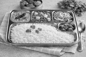 Dal Matar Paneer Signature Rice Thali