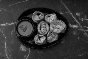 Chicken Sechezwan Momos (5 Nos)