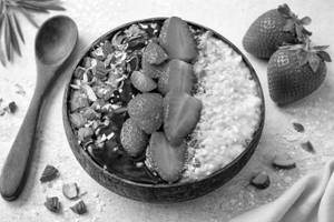 Choco Strawberry Oatmeal Bowl
