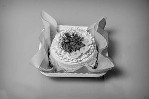 Red Velvet Bento Cake 300 Grams