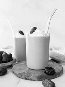 Dates Milkshake