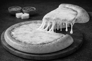 Margherita Cheese Crust
