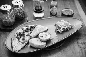 Italian Pesto Omlette