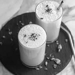 Dates Lassi