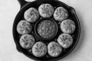 Chicken pan fried momos  [5 pieces]