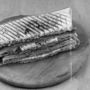 Aloo Stuffed Sandwich (Bestseller)