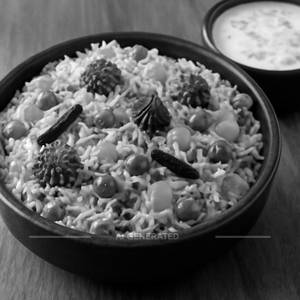 Veg Biryani with Raita
