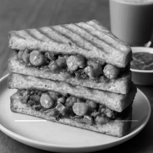 Chilli Paneer Sandwich
