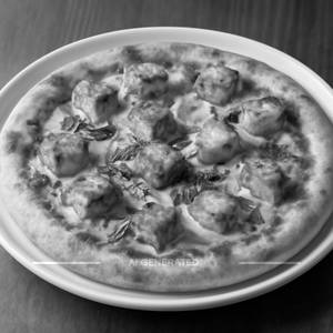 Tandoori Paneer Pizza
