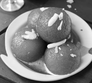 Gulab Jamun (2pcs)