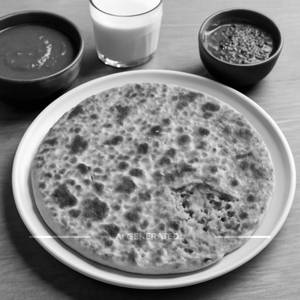 Aloo Kanda Paratha