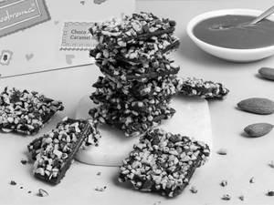 Choco Almond Caramel Barks (10 Pcs)