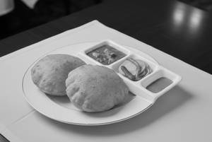 Bedmi Poori with Aloo Sabji