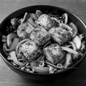 Paneer Tikka Salad