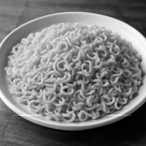 Plain maggie