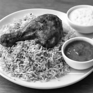 Chicken Tandoori Joint Biryani(Serves Withraita And Salan )