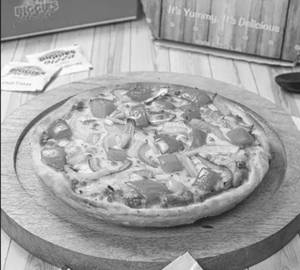 Mighty crunch pizza