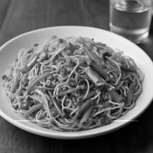 Veg singapuri noodles