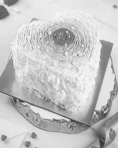 Bloom Cake (500gm)