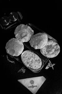 Poori With Saagu