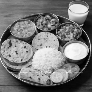Veg Thali (Serves 1)