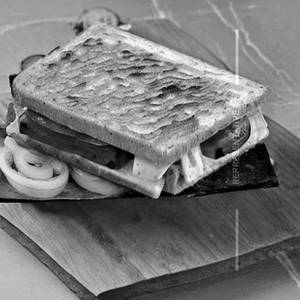 Loaded cheese paneer grilled sandwich