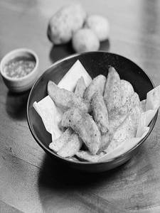Peri Peri Potato Wedges