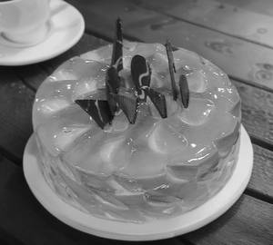Choco Caramel Cake (900 G)