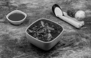 Exotic Vegetables In Sriracha Chilli Gravy