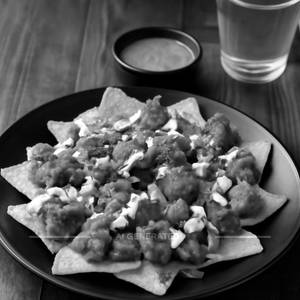 Tandoori Nachos