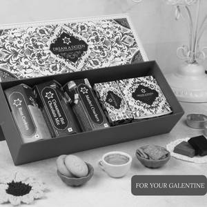 Galentine's Box- Valentine's hamper
