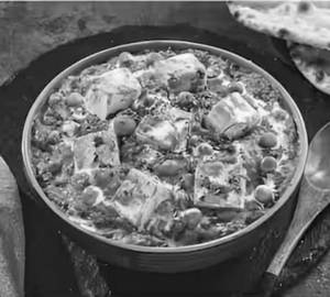 Matar Paneer