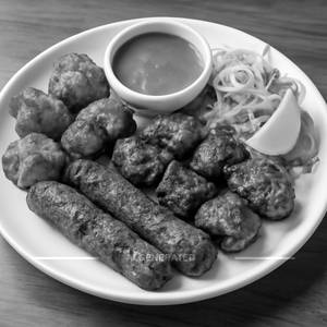 MIXED KEBAB PLATTER