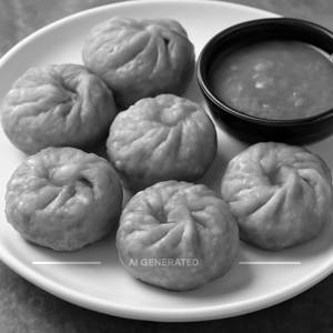 Veg Fried Momos [6 Pieces]